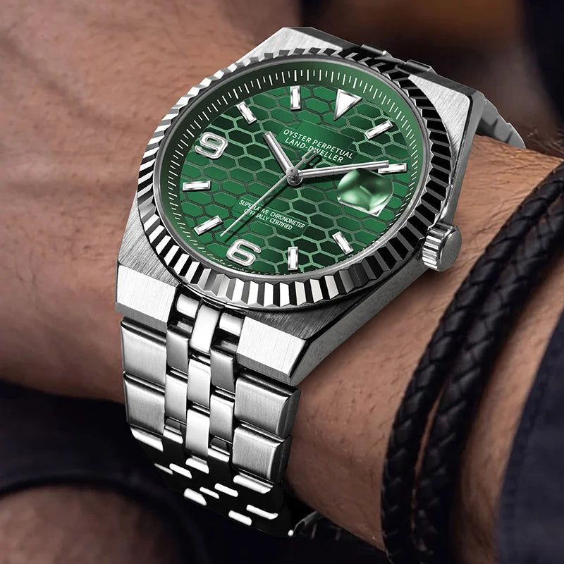 PINDU P1670 NH35 automatic honeycomb dial green dial steel bracelet wrist shot