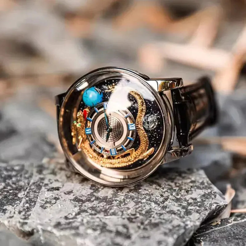 PINDU P6532 Tianlong Dragon Edition quartz watch close-up golden dragon sculpture starry night world map dial detail